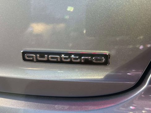 Used 2019 Audi Q8 Prestige image 22