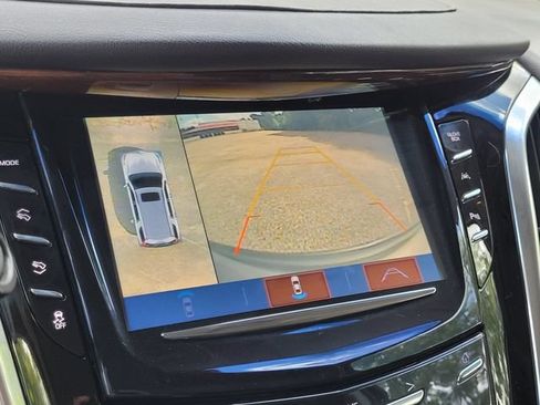 Used 2019 Cadillac Escalade Premium Luxury RWD image 19