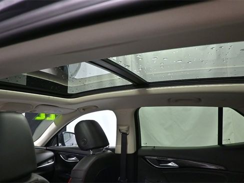 Certified 2022 Buick Envision Essence w/ Technology Package II image 14