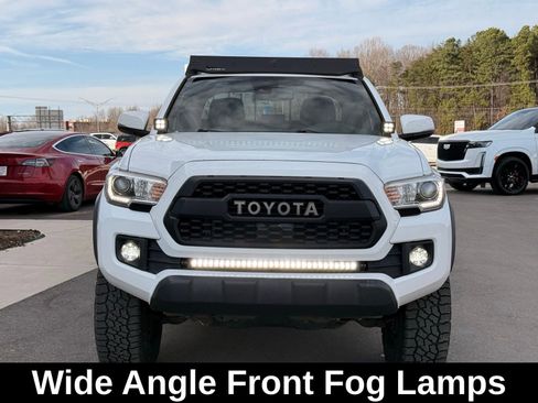 Used 2019 Toyota Tacoma TRD Off-Road image 9