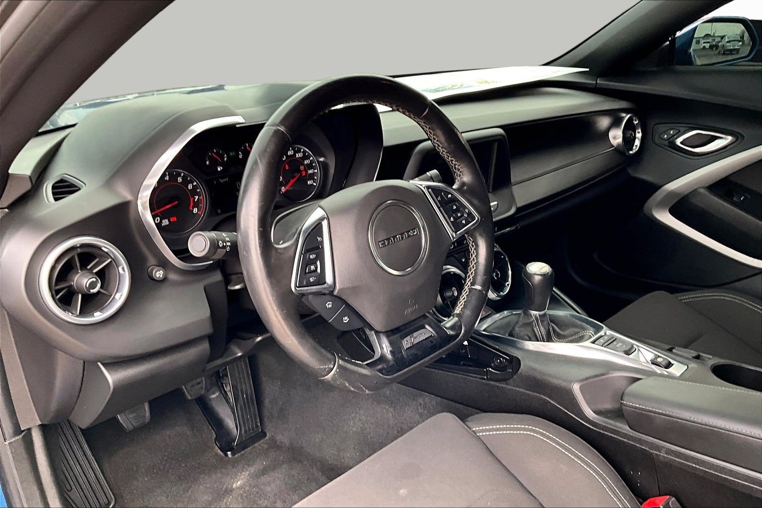 Used 2017 Chevrolet Camaro LS RWD image 12