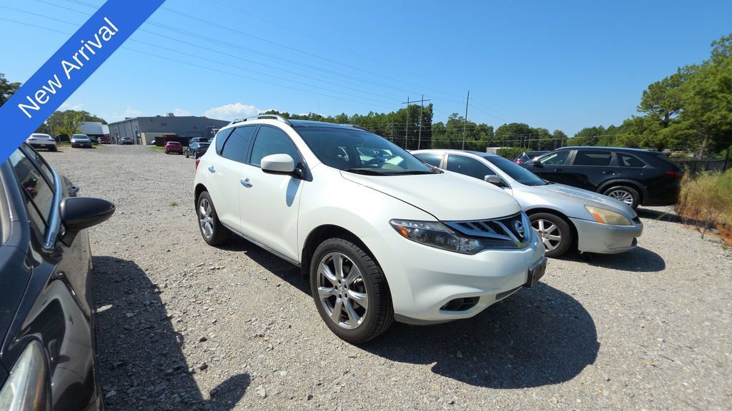 Used 2014 Nissan Murano LE w/ Platinum Edition Package FWD image 1