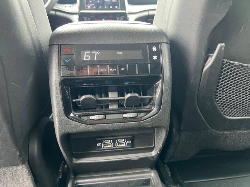 Used 2023 Jeep Grand Cherokee L Laredo AWD/4WD image 35