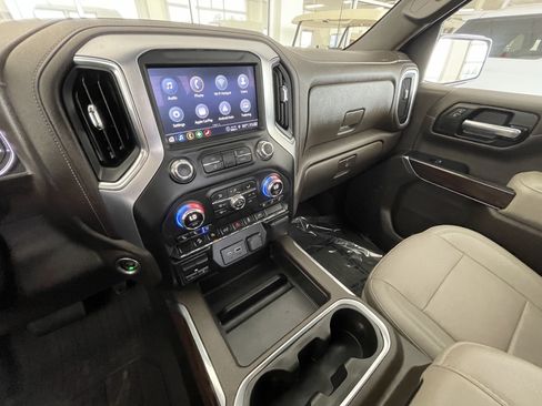 Certified 2021 GMC Sierra 1500 SLT w/ SLT Convenience Package AWD/4WD image 33