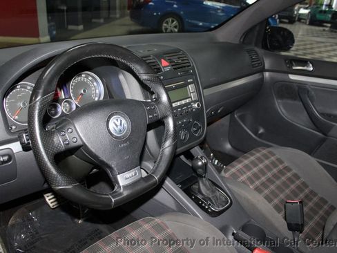 Used 2009 Volkswagen GTI 4-Door image 12