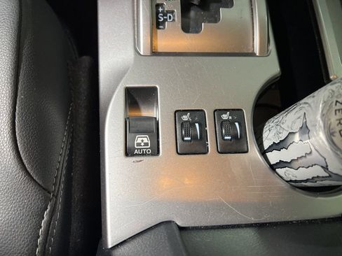 Used 2024 Toyota 4Runner SR5 Premium image 31