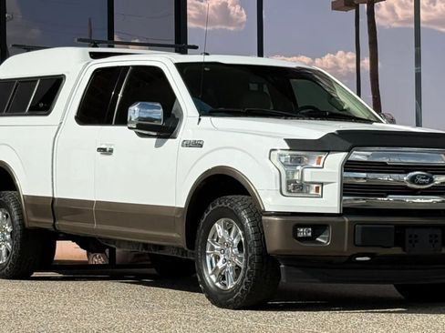 Used 2017 Ford F150 Lariat w/ Equipment Group 502A Luxury AWD/4WD image 17