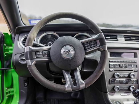 Used 2013 Ford Mustang Boss 302 w/ Boss 302 Accessory Pkg image 34