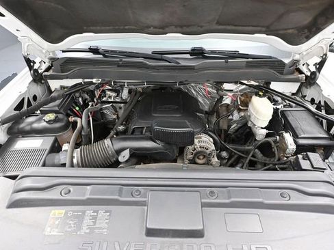 Used 2015 Chevrolet Silverado 2500 LT w/ LT Convenience Package image 46