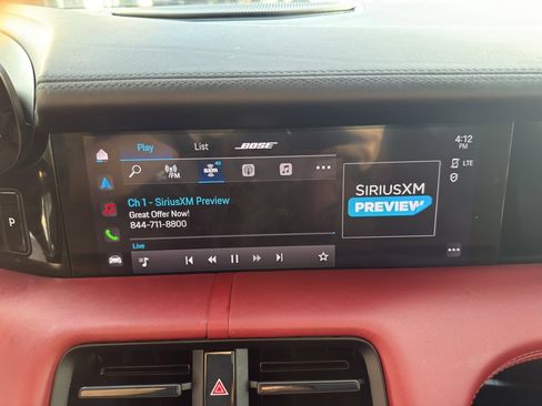 Used 2022 Porsche Taycan image 22