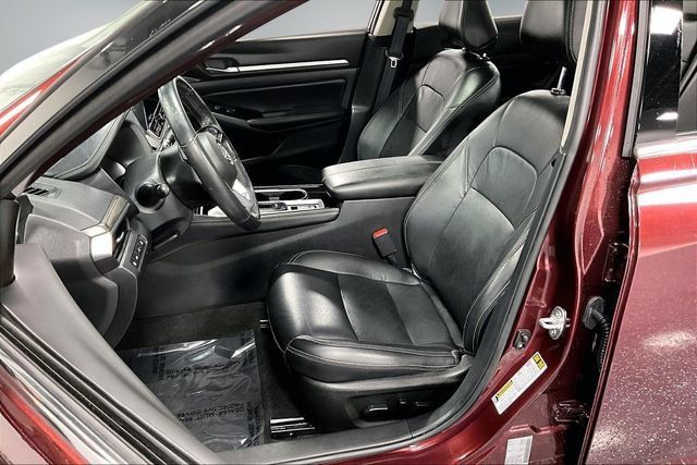 Used 2024 Nissan Altima 2.5 SL FWD image 20