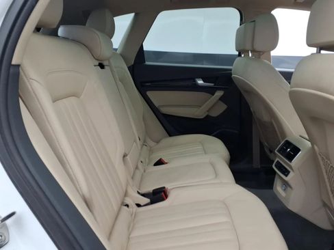 Used 2018 Audi Q5 2.0T Premium Plus w/ Premium Plus Package image 14