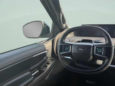 Certified 2025 Ford Expedition Max Platinum w/ Stealth Appearance Package AWD/4WD image 30
