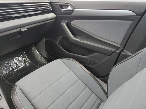 New 2026 Volkswagen Jetta SE image 23