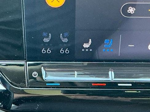 Used 2024 Volkswagen Atlas SEL image 29