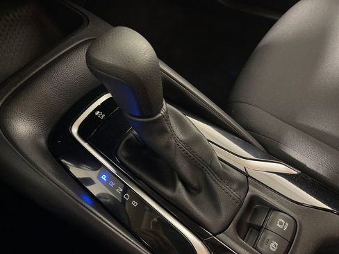 Certified 2020 Toyota Corolla LE FWD image 22