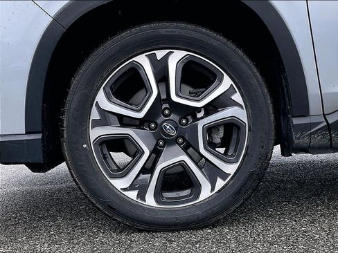 Used 2023 Subaru Ascent Limited AWD/4WD image 7
