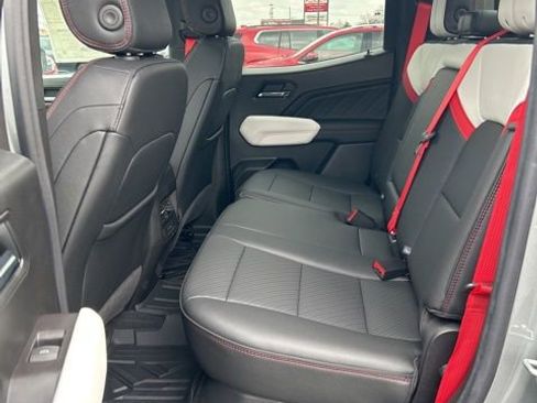 Used 2025 GMC Canyon AT4 w/ AT4X Package image 11