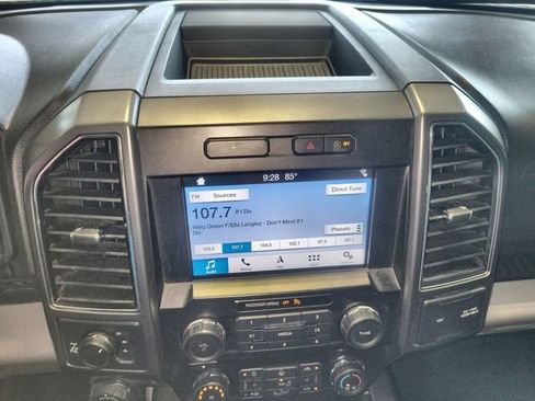 Used 2018 Ford F150 XLT w/ Equipment Group 302A Luxury AWD/4WD image 16
