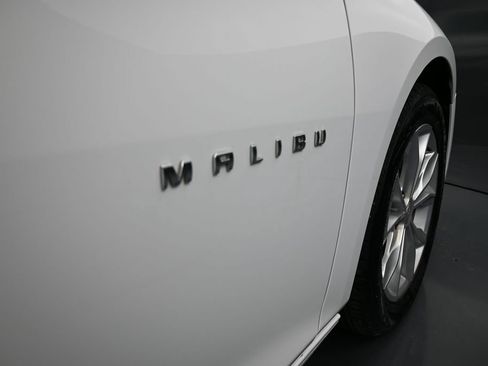 Used 2024 Chevrolet Malibu LT FWD image 24