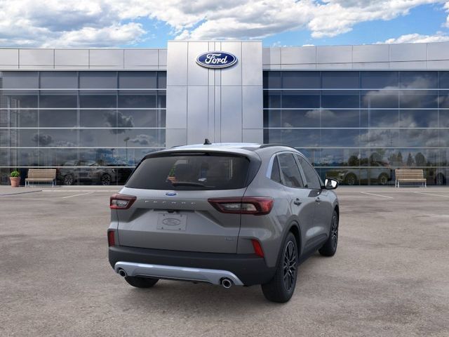 Used 2025 Ford Escape SE FWD image 8