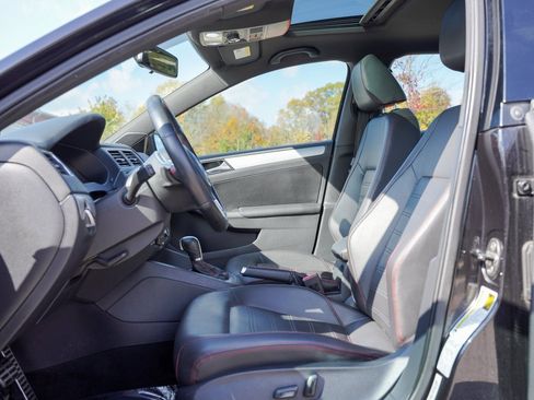 Used 2014 Volkswagen Jetta GLI Autobahn image 15