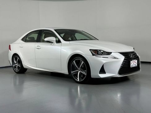 Used 2017 Lexus IS 300 AWD image 1