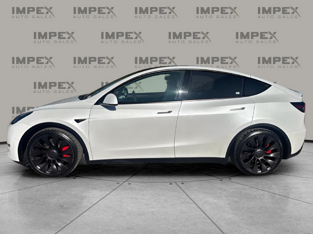 Used 2022 Tesla Model Y Performance AWD/4WD image 2