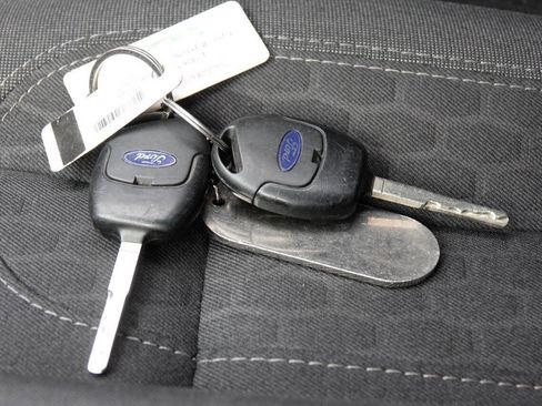 Used 2014 Ford Fiesta SE w/ Equipment Group 201A FWD image 75