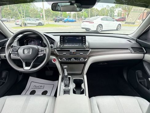 Used 2019 Honda Accord EX image 26