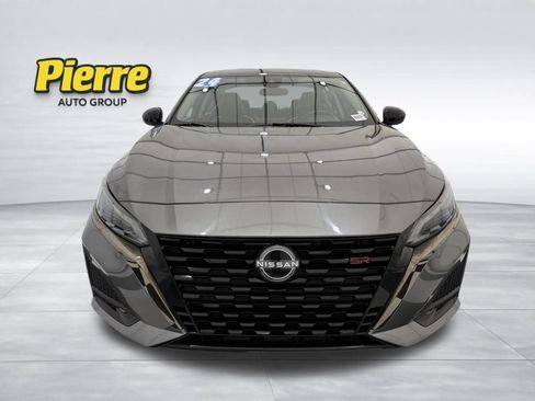 Used 2024 Nissan Altima 2.5 SR FWD image 8