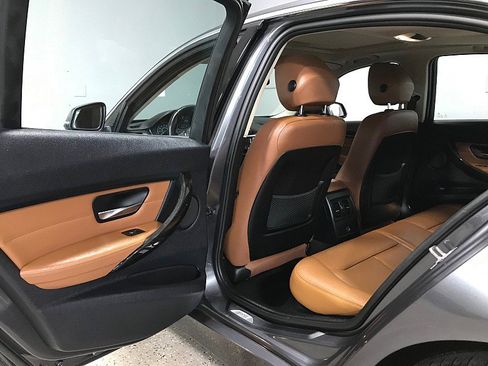 Used 2014 BMW 328i 4dr Sdn 328i RWD image 18