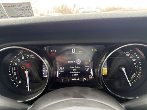 Used 2023 Jeep Wrangler Unlimited Sahara w/ Cold Weather Group AWD/4WD image 26