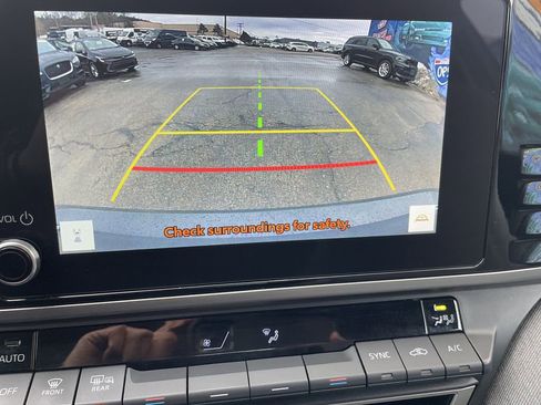 Used 2025 Toyota Camry LE image 20