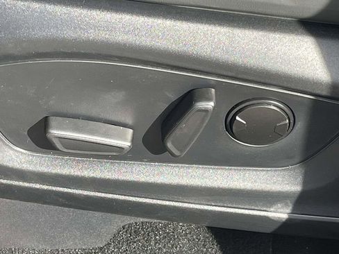 New 2026 Ford Explorer Active w/ Active Comfort Package RWD image 15