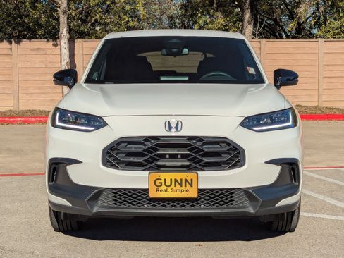 Certified 2023 Honda HR-V Sport image 8