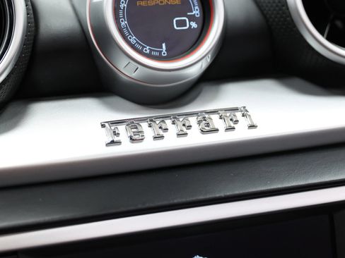 Used 2017 Ferrari California T RWD image 35