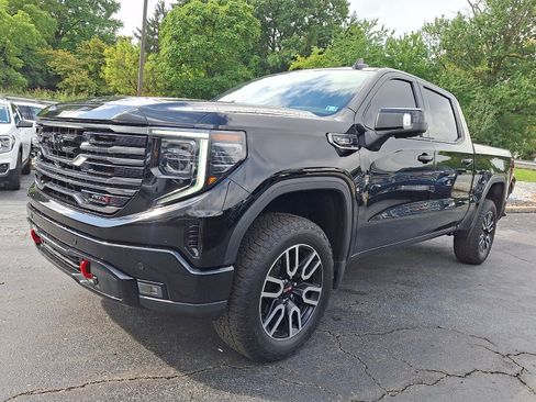 Used 2026 GMC Sierra 1500 AT4 w/ Technology Package AWD/4WD image 3
