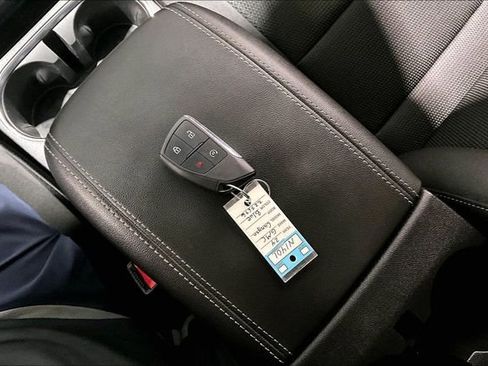 Used 2024 GMC Canyon Elevation w/ Convenience Package image 37