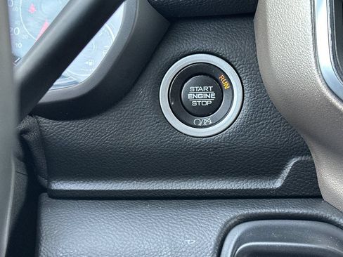 Used 2019 RAM 2500 Laramie AWD/4WD image 25