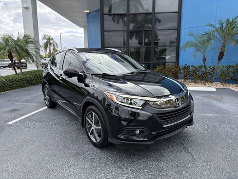 Certified 2022 Honda HR-V EX-L image 2