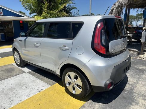 Used 2014 Kia Soul image 8