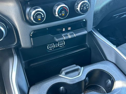 Used 2021 RAM 1500 Big Horn RWD image 26