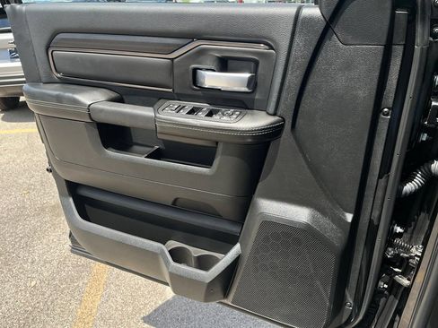 Used 2026 RAM 2500 Rebel AWD/4WD image 18