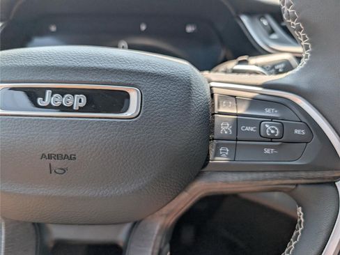 Used 2023 Jeep Grand Cherokee L Limited w/ MOPAR Finishing Package AWD/4WD image 27