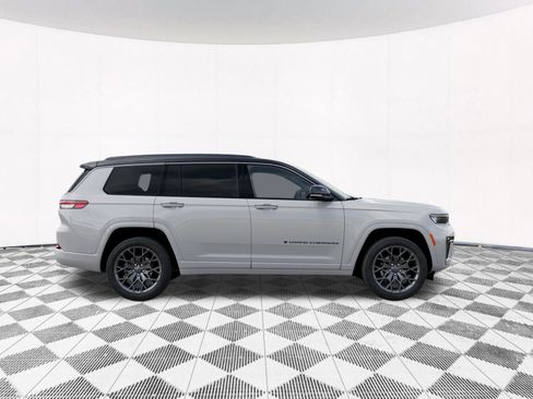 New 2026 Jeep Grand Cherokee L Summit AWD/4WD image 29