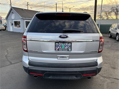 Used 2015 Ford Explorer Limited FWD image 4