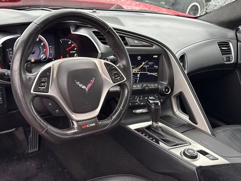 Used 2015 Chevrolet Corvette Z06 w/ 3LZ Preferred Equipment Group image 16