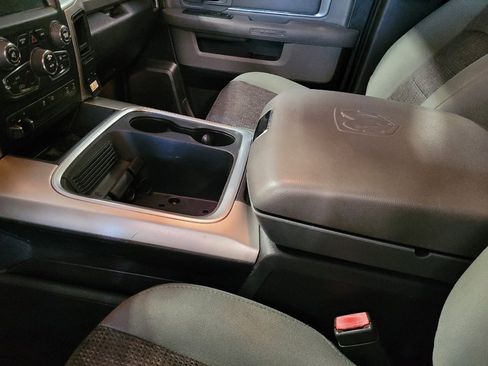 Used 2017 RAM 1500 Big Horn RWD image 26
