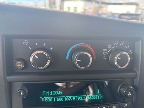 New 2025 Chevrolet Express 3500 Extended w/ Driver Convenience Package image 17